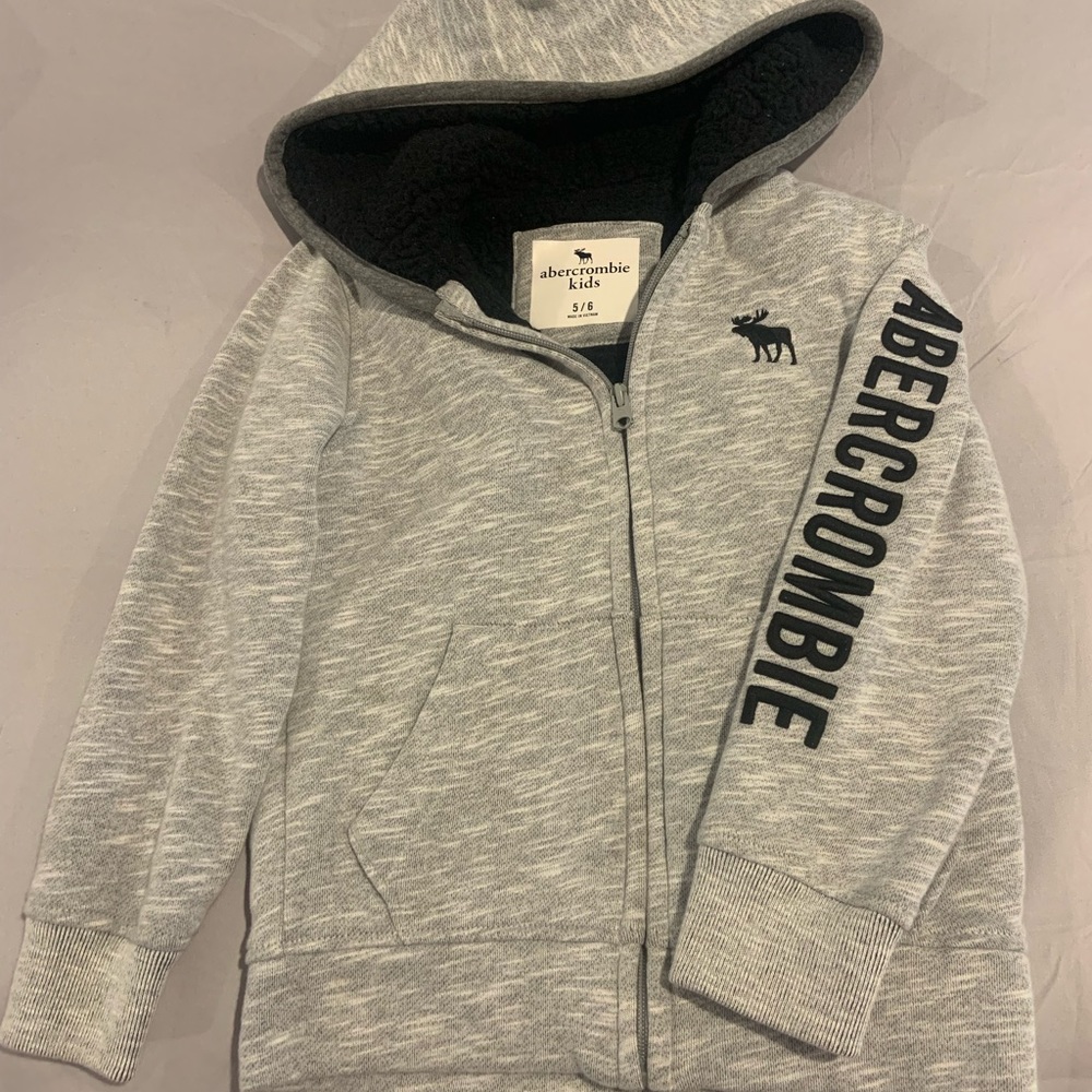 Abercrombie Kids gray fleece lined full zip sweatshirt